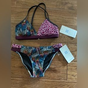 NWT Kuleana Bikini Swimsuit 2 piece size XS
